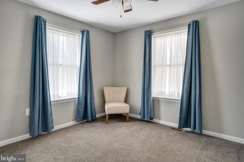 340 Revenoor Rd, Harpers Ferry WV exterior