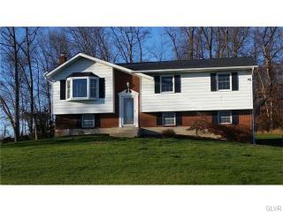 5800 Dogwood Rd, Bethlehem, PA 18017-9374