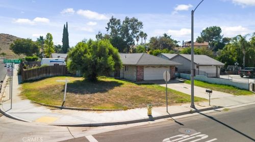 10014 Singleton Way, Riverside, CA 92503-2842