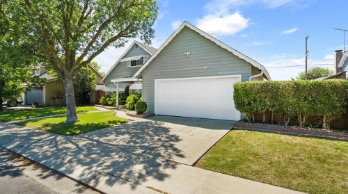 2205 Monte Carlo Ave, Modesto, CA 95350-2100
