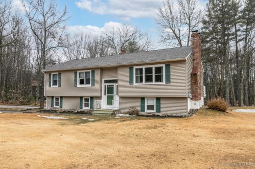6 Wildridge Rd, Standish, ME 04084-6440
