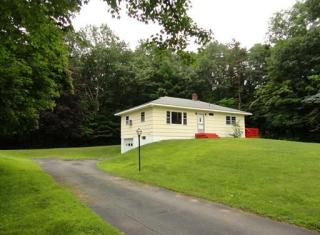 5 Kingston Rd, Plaistow, NH 03865-2212