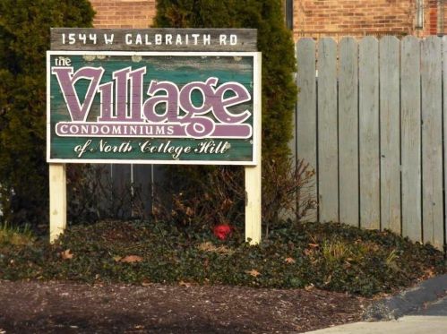 1544 Galbraith Rd, Cincinnati OH  45215-5610 exterior