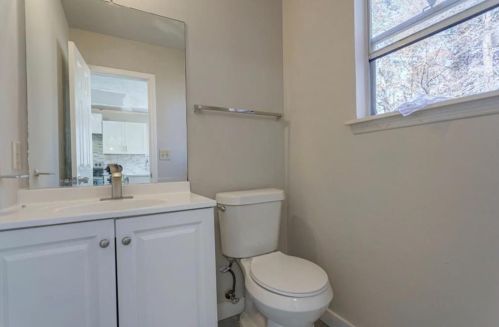 2695 Hallie Ml Rd, Atlanta GA  30349-7124 exterior
