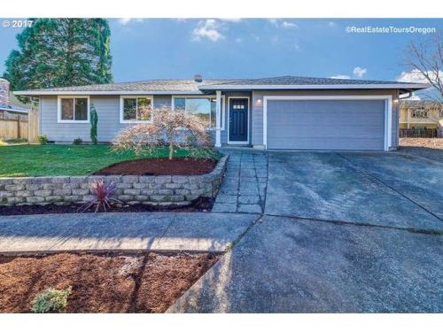 1621 Cedar St, Newberg, OR 97132-1401