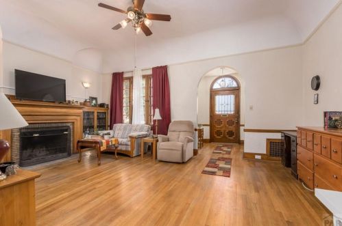 1925 Grand Ave, Pueblo CO  81003-2614 exterior