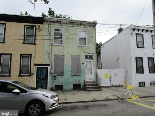 2622 Gordon St, Philadelphia, PA 19132-4631