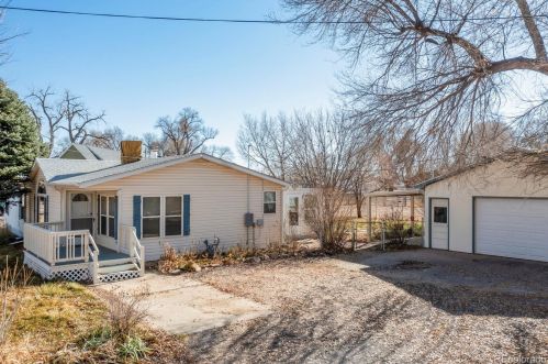 2244 Gale Rd, Pueblo CO  81006-2024 exterior