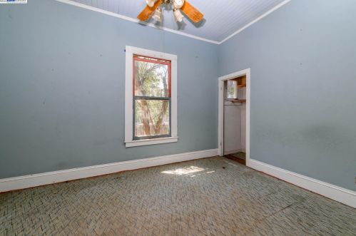 4306 1st St, Pleasanton, CA 94566-7126