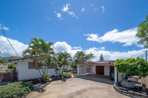 1620 Piikea St, Honolulu HI  96818-1843 exterior