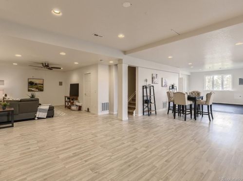 512 Meadow Station Cir, Parker CO  80138-4450 exterior