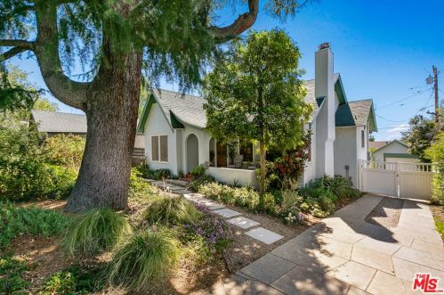 446 Concha St, Altadena, CA 91001-1413
