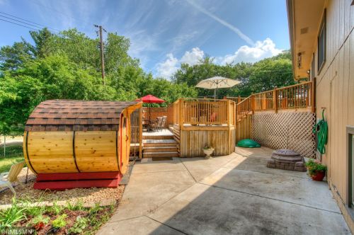 151 Dennison Ave, Saint Paul MN  55126-6237 exterior