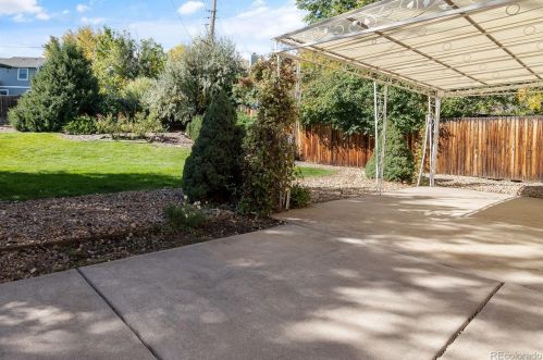 8852 Louisiana Pl, Denver CO  80232-5214 exterior