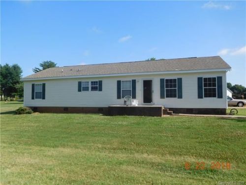 2022 Taylor Rd, Shelby, NC 28152-7934