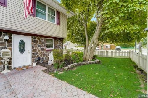 109 Lafayette Ave, Dumont, NJ 07628-2107