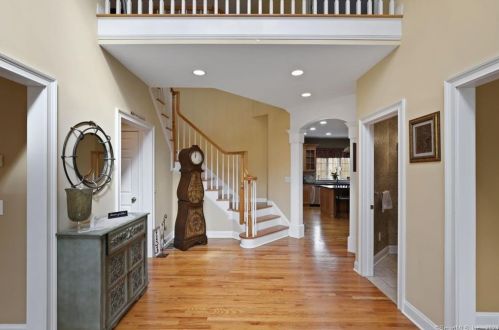 18 Clapboard Ridge Rd, Sandy Hook, CT 06482-1579