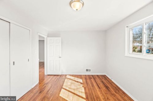 2711 Henderson Ave, Silver Spring MD 20902-1919 exterior