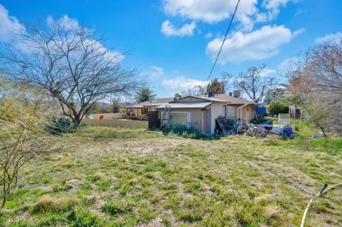 49256 Buena Vista Dr, Morongo Valley, CA 92256-9750