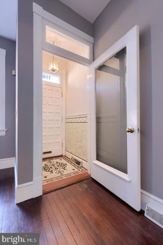 116 Vine St, Lancaster PA  17602-3550 exterior