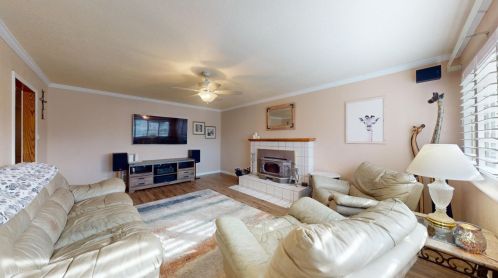 2045 Peach Dr, Modesto, CA 95350-1921