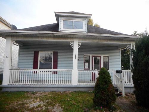 2419 Adams Ave, Huntington WV  25701-1134 exterior