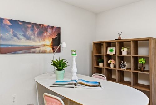 38 Latitude, Irvine CA  92618-8821 exterior