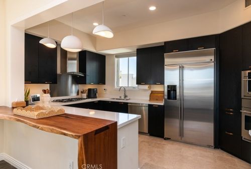 670 Caruso Ave, Glendale CA  91210-1519 exterior