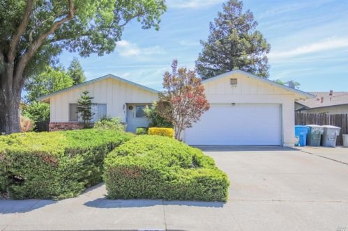 505 Scottsdale Dr, Vacaville, CA 95687-6401