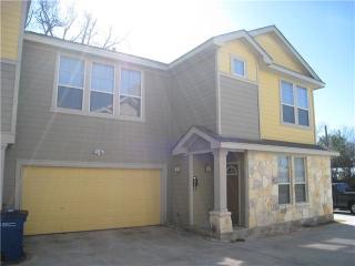 712 Franklin Blvd, Austin TX  78751-1963 exterior