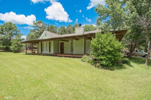 110 Welcome Wood Dr, Newnan, GA 30263-4292