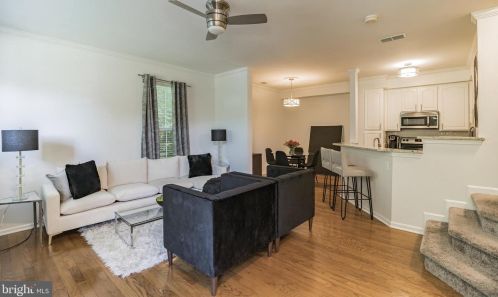 8320 Sanderling Way, Lorton, VA 22079-2857
