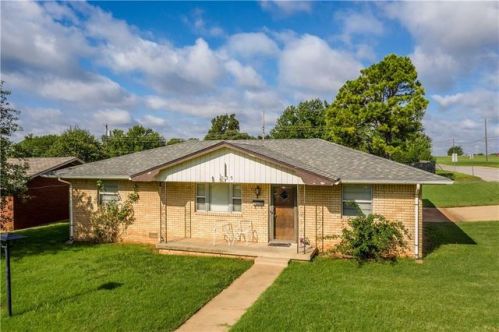 525 Daniel St, Weatherford, OK 73096-4417