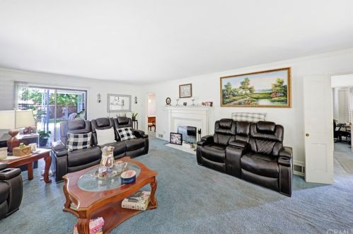 7819 Irwingrove Dr, Downey, CA 90241-2232