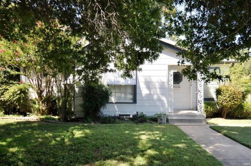 3428 Biddison St, Fort Worth, TX 76109-2804