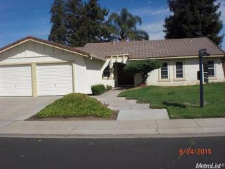 1269 Saint Francis Dr, Manteca, CA 95336-2907