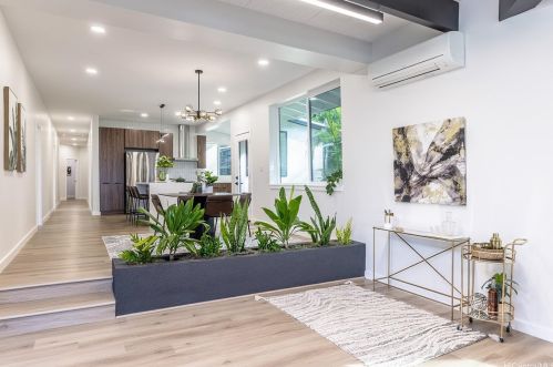 5435 Halapepe St, Honolulu HI  96821-1719 exterior