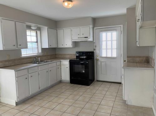 1009 Weiss Ave, Princeton TX  75407-6808 exterior