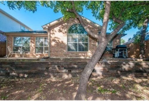 1459 Arbor Ridge Dr, Fort Worth, TX 76112-4623