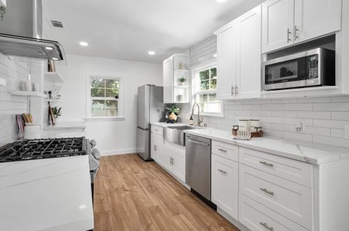 1120 Boynton St, Glendale CA  91205-2828 exterior