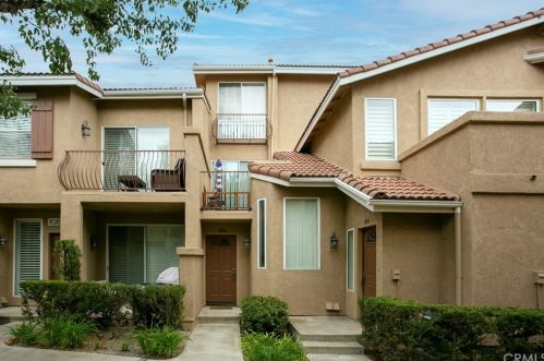 1096 Positano Ave, Anaheim CA  92808-1538 exterior