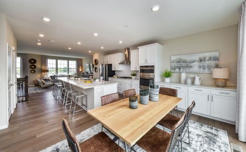 2939 Showplace Dr, Naperville IL  60564-5055 exterior