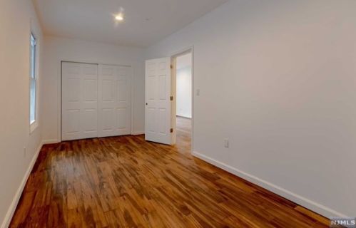 201 4 St, Paterson NJ 07522-1831 exterior