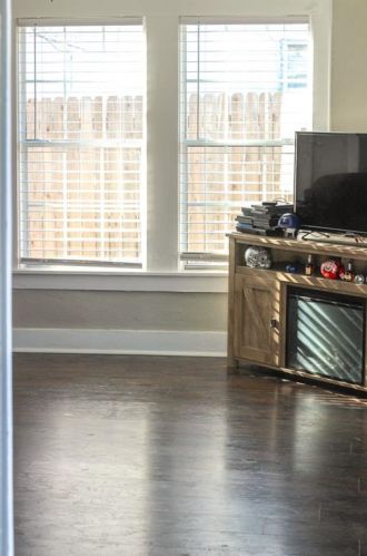 2706 Grafton Ave, Dallas TX  75211-5511 exterior