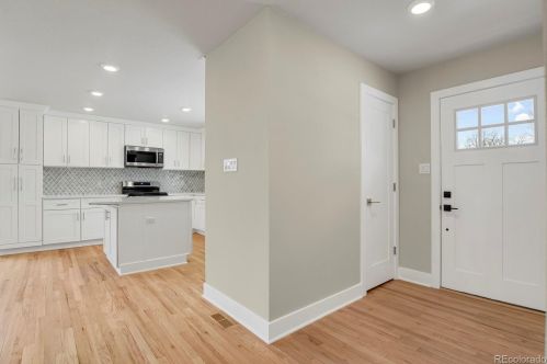 1884 Elm St, Denver CO  80222-4440 exterior