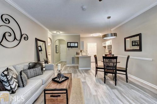 4333 Dunwoody Park, Atlanta GA  30338-5795 exterior
