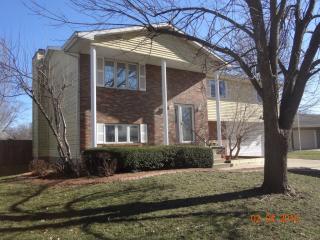 3308 Merrimac Dr, Springfield, IL 62704-5903