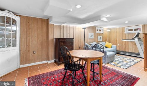 10617 Lorain Ave, Silver Spring MD 20901-3247 exterior