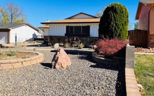 2630 Hollywood Dr, Pueblo, CO 81005-3313