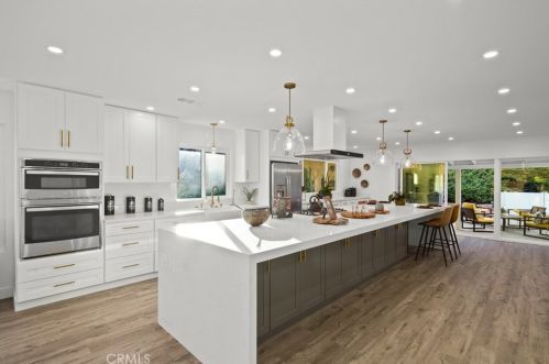 12821 Bonita Heights Dr, Santa Ana CA  92705-1319 exterior